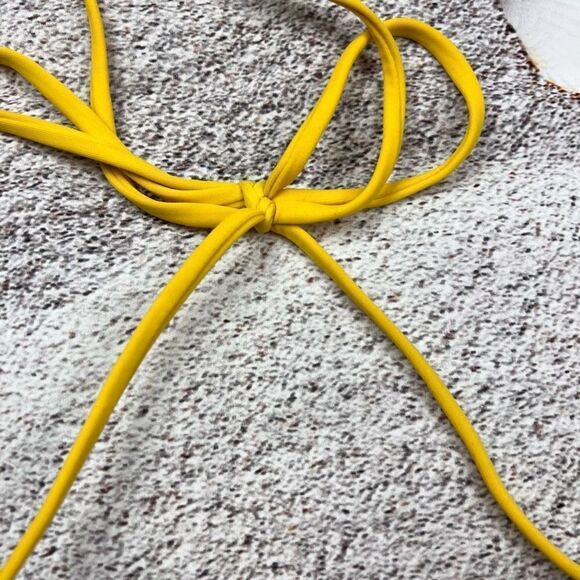 Victoria’s Secret ruched bikini top S - Picture 5 of 8